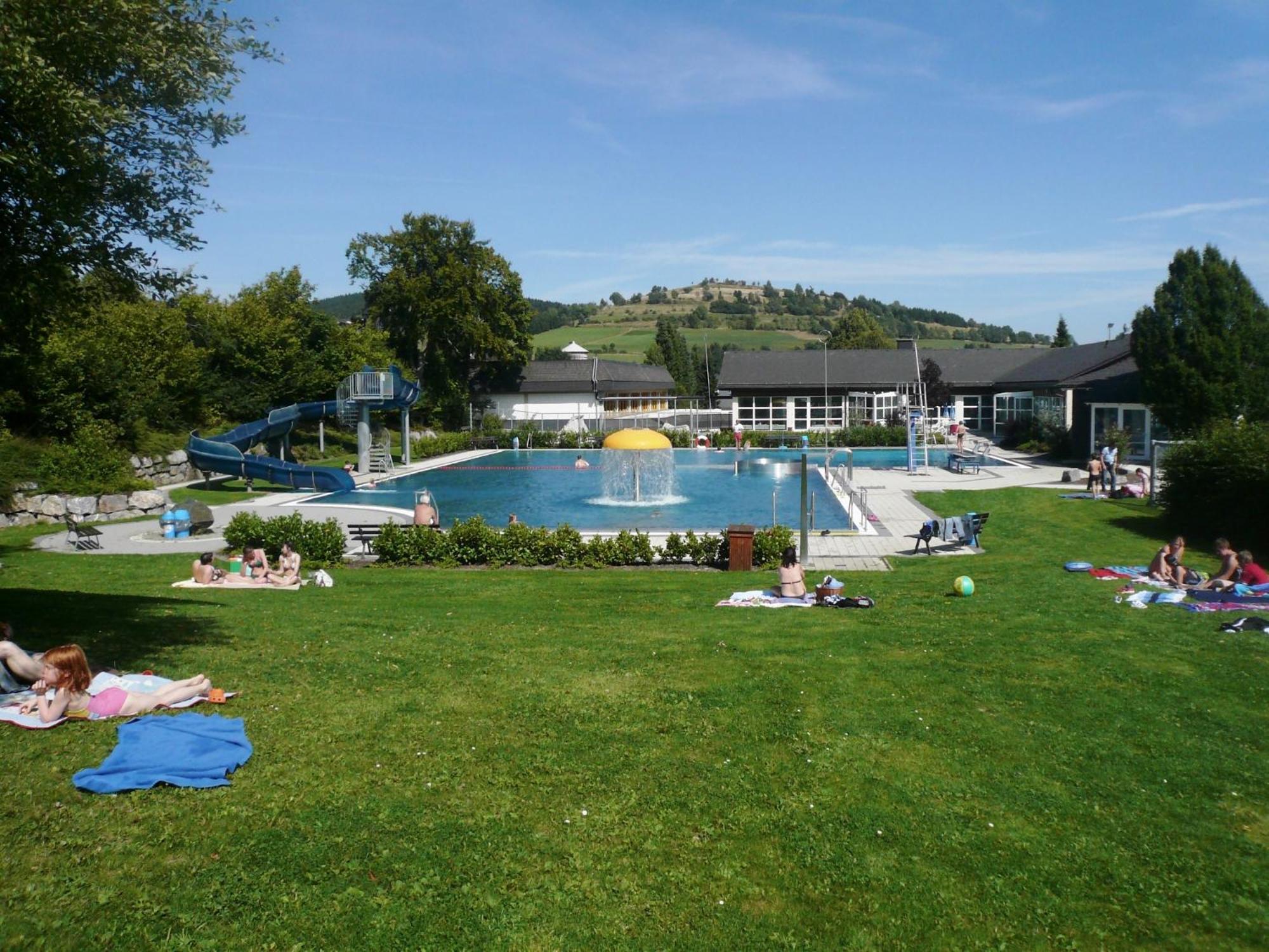 Fewo Blumes Bergfrieden Mit Meinecardplus Willingen  Esterno foto